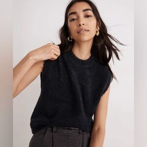 Madewell Boucle Sweater Vest in Dark Blue